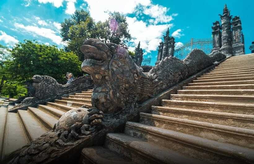 Hoi An/Da Nang: Hue Imperial City by Bus or Train Experience - Thien Mu Pagoda: the free stop that anchors the spirit
