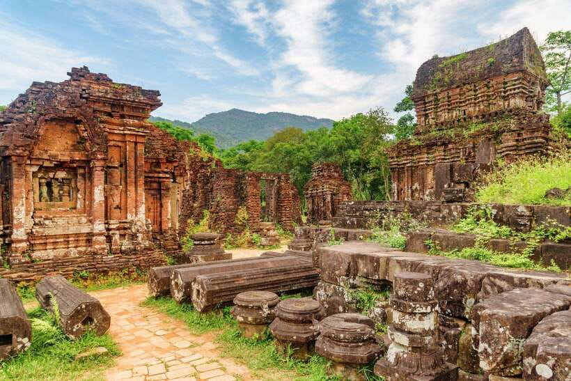 Hoi An/Da Nang: My Son Sanctuary - Golden Bridge by Car - A private car day from Da Nang to My Son and Ba Na Hills