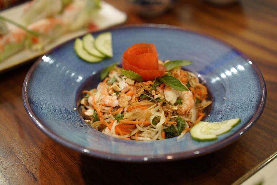 Hoi An/Da Nang: Vietnamese Cooking Class with Transportation - Should you book Hoi An or Da Nang Vietnamese cooking with transportation?