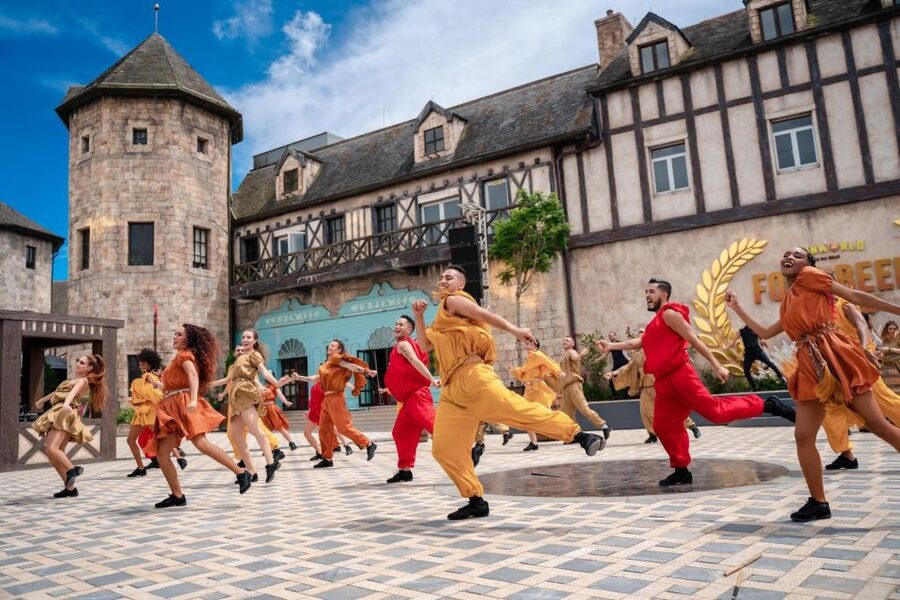 Hoi An/Danang: Bana Hills and Golden Bridge Small Group Tour - Price and value: $19 can be a bargain if your option includes the essentials