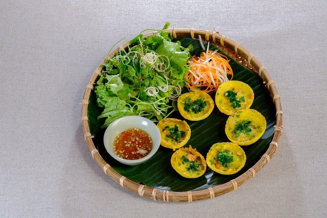Hoi An Food Tour by Motorbike with Tastings and Dinner - Who should book this motorbike food tour