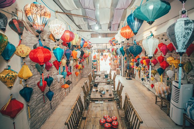 Hoi An Full Lantern Making Class- A special Foldable lantern - Choosing your lantern shape, lotus, diamond, sunrise, or sunset