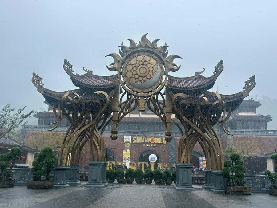 Hoi An: Golden Bridge, Marble Mt, & Lady Buddha Private Trip - Marble Mountains: Buddhism carved in stone plus a real workout