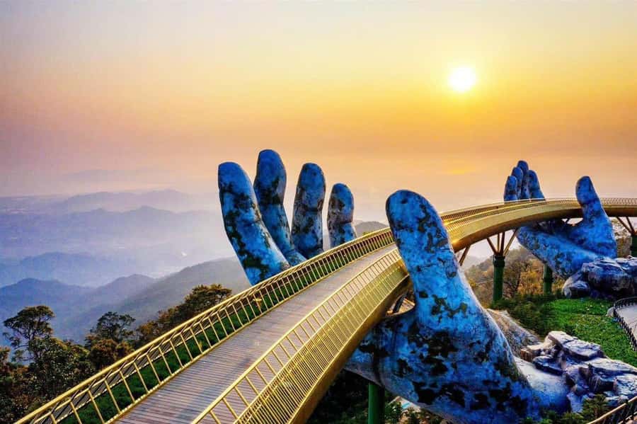 Hoi An: Golden Bridge, Marble Mt, & Lady Buddha Private Trip - Linh Ung Pagoda on Monkey Mountain: serenity, statue scale, and animal spotting