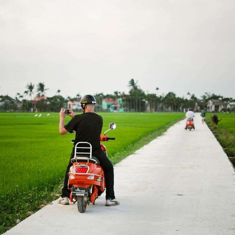 Hoi An: Half-day Electric Scooter Countryside Adventure - Cẩm Nam Village and the boat repair yard: craftsmanship you can see