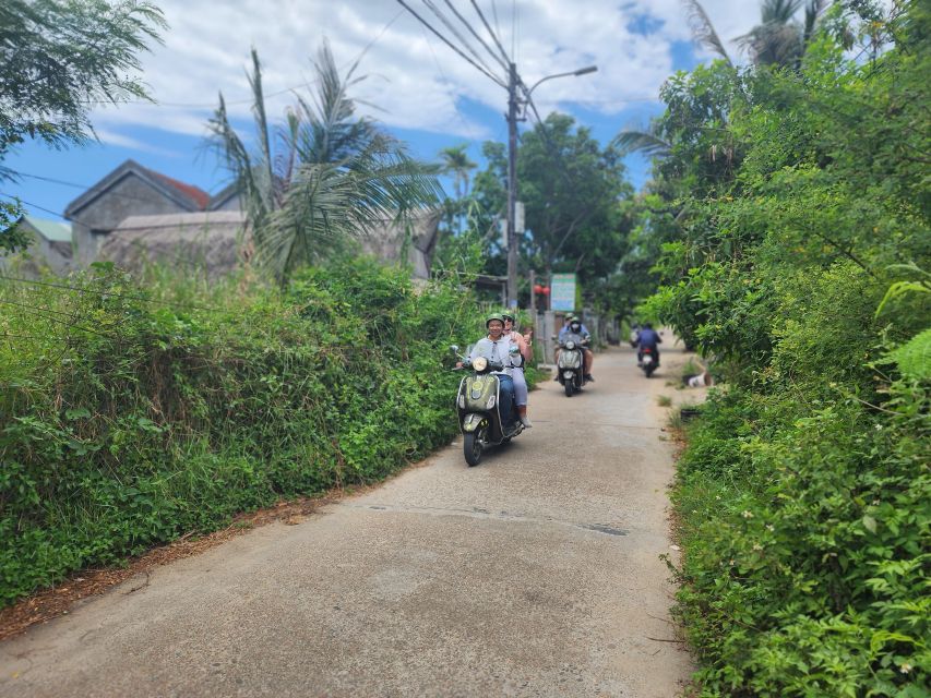 Hoi An Highlights and Hidden Gems Tour by Vespa - Entering Hoi An the easy way, by scooter and side streets