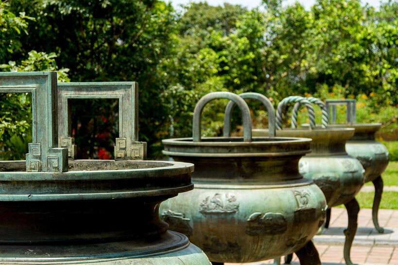 Hoi An: Imperial Hue And Scenic Hai Van Pass Discovery Tour - Lunch at Y Thao Garden, a needed reset