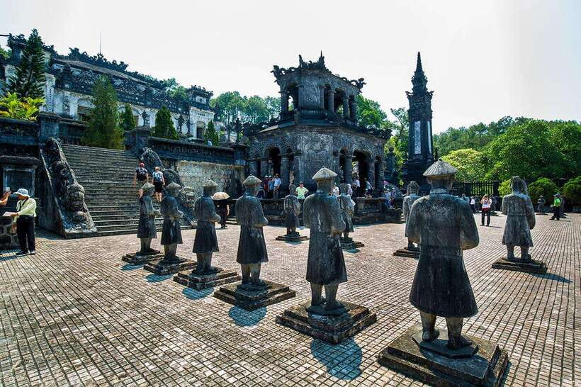 Hoi An: Imperial Hue And Scenic Hai Van Pass Discovery Tour - Thien Mu Pagoda: an active monastery with a hard historical layer