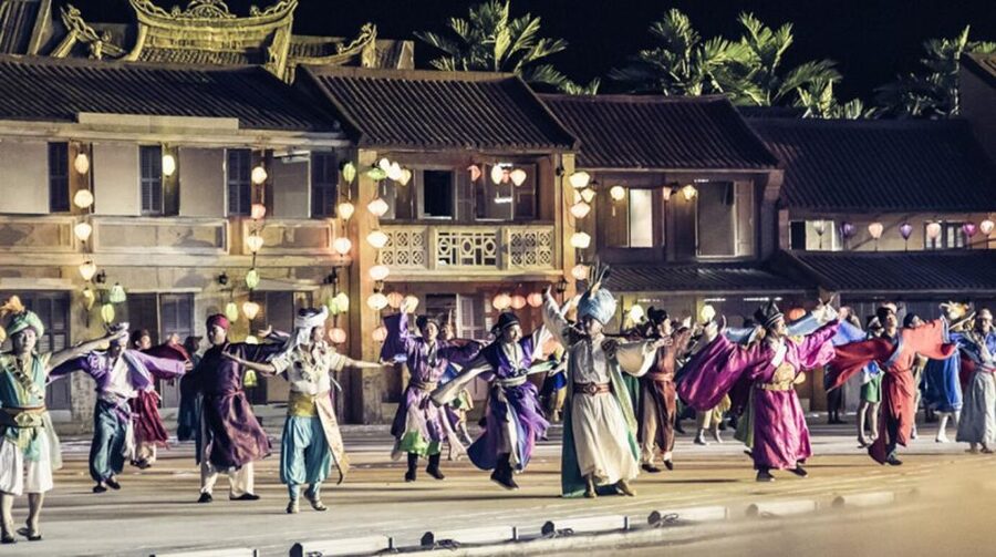 Hoi An: Impression Theme Park and Memories Show Tickets - Lang Viet Area: ancient houses, cuisine, and Bài Chòi arts