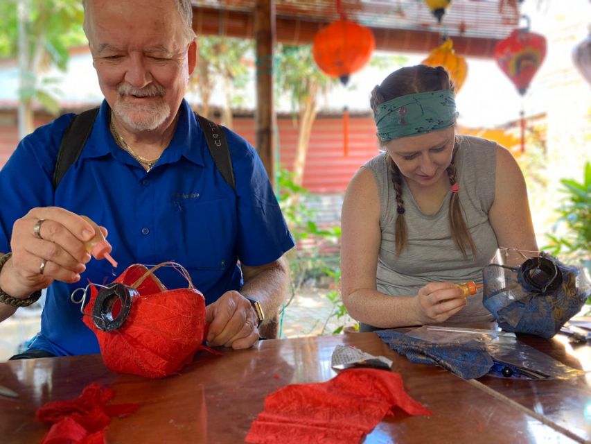Hoi An: Local Foldable Lantern-Making Class with Locals - What Happens in the 1-Hour Class (From Materials to a Finished Lantern)