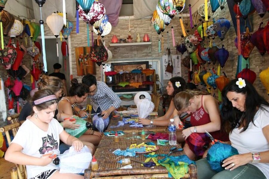 Hoi An: Local Foldable Lantern-Making Class with Locals - The Meeting Point and How to Find the Workshop Without Stress