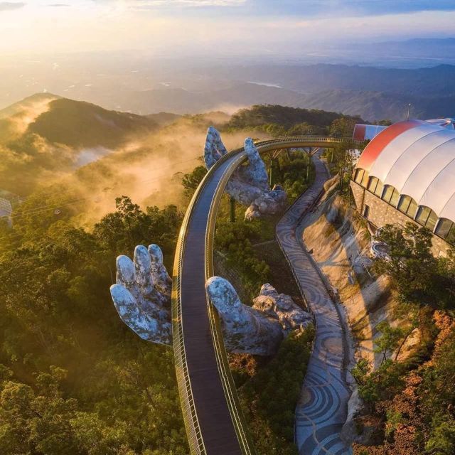 Hoi An: Marble Mountain & BaNa Hills - Golden Bridge Tour - The ride to Ba Na Hills: cable car magic, big views, and the Dream Stream station