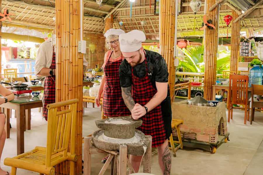 Hoi An: Market Experience with Optional Fishing and Cooking - The guide factor: fun energy, photos, and names you might hear