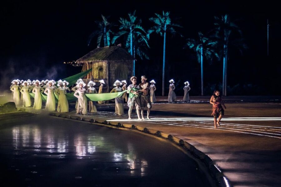 Hoi An Memories Show and Hoi An Impression Theme Park Ticket - Practical logistics for a smooth night (bags, ID, and heat)