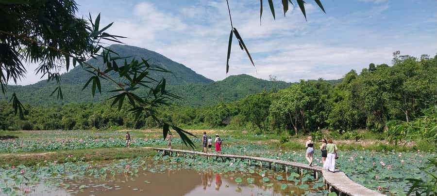 Hoi An: My Son Sanctuary Guided Tour with Boat Trip & Lunch - Thu Bon River boat trip back to Hoi An old town