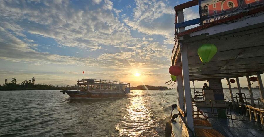 Hoi An: My Son Sanctuary & Sunset River Cruise BBQ or Banhmi - Cham Performance Time, Plus How the Guide Makes It Personal