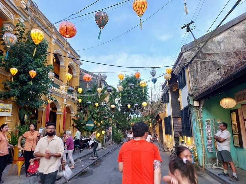 Hoi An Old Town Entrance Ticket +Boat Lantern Release Ticket - Hoai River Lantern Release: The Highlight Moment