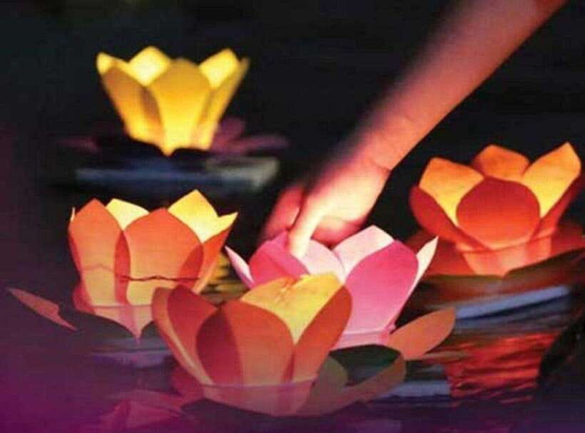 Hoi An: Private night boat Trip & release lantern on river - How the private night boat ride works on the Hoai River