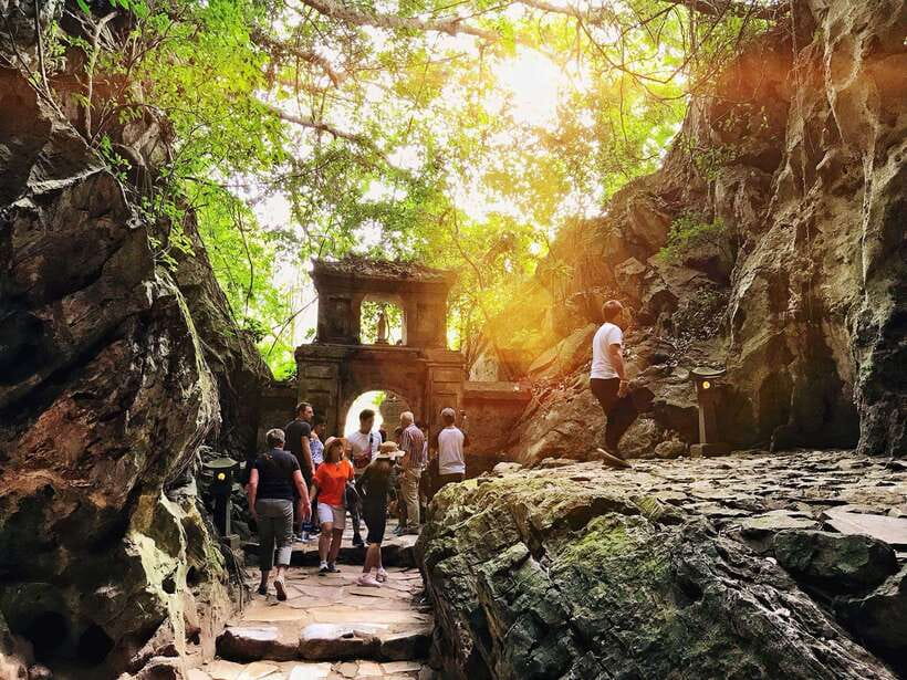 Hoi An: Secrets Of The Marble Mountains & Linh Ung Pagoda - Quick hits you will feel (and plan for)