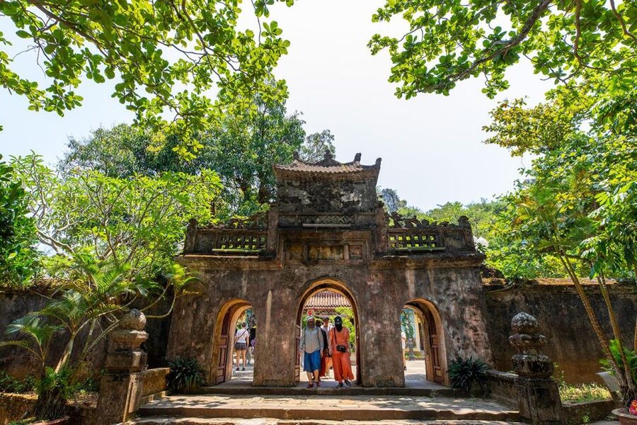 Hoi An: Secrets Of The Marble Mountains & Linh Ung Pagoda - Linh Ung Pagoda: Lady Buddha views over Da Nang’s coast