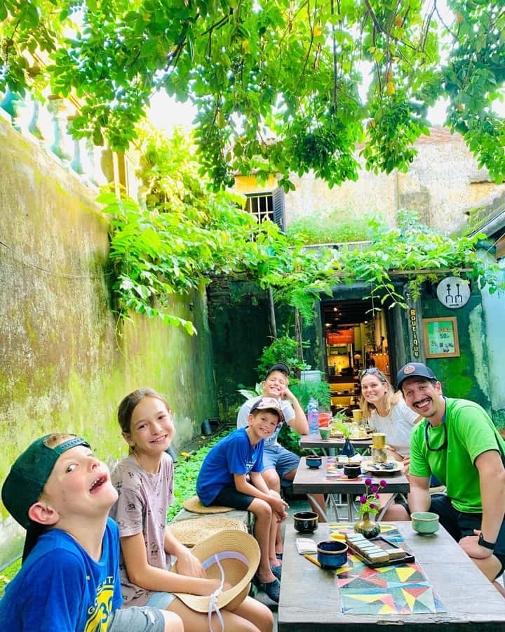 Hoi An Street Food Tour with Locals - Price and value: why $27 can make sense in Hoi An