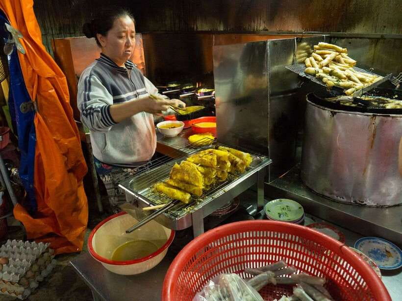Hoi An: Sunset Food Tasting Tour - BBQ pork rice paper rolls, herbs, and café life