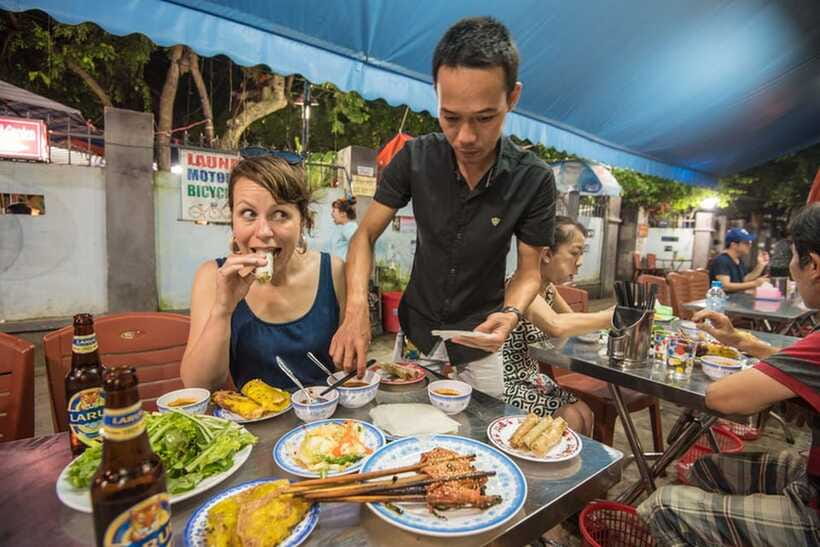 Hoi An: Sunset Food Tasting Tour - Price and value: what $39 buys you in Hoi An