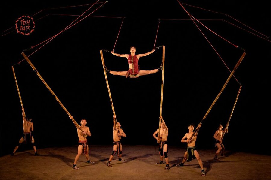 Hoi An: Teh Dar Vietnamese Bamboo Circus at Lune Center - Bamboo acrobatics and rope work, why it feels more intimate than you expect