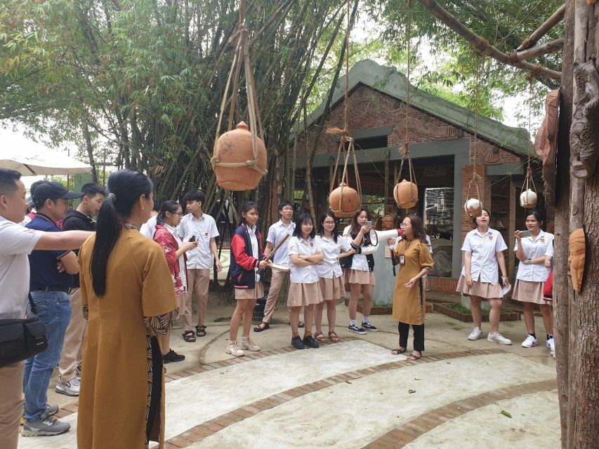 Hoi An: Thanh Ha Village Tour with Pottery Making and Gift - Logistics that matter: meeting point, walking, and comfort