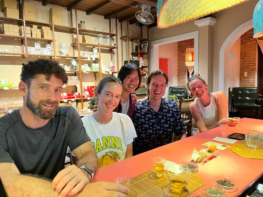 Hoi An Vegan Food Tour - The Oldest Bakery Stop and Banh My Around the Clock