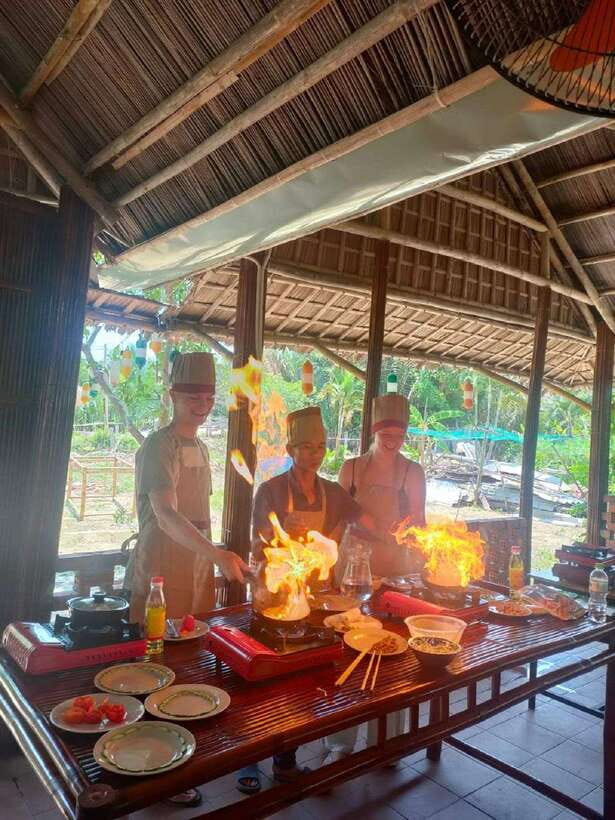 Hoi An : Vietnamese Cooking Class with Hotel Pickup - Basket Boat Trip Option: Worth It, but Decide in Advance
