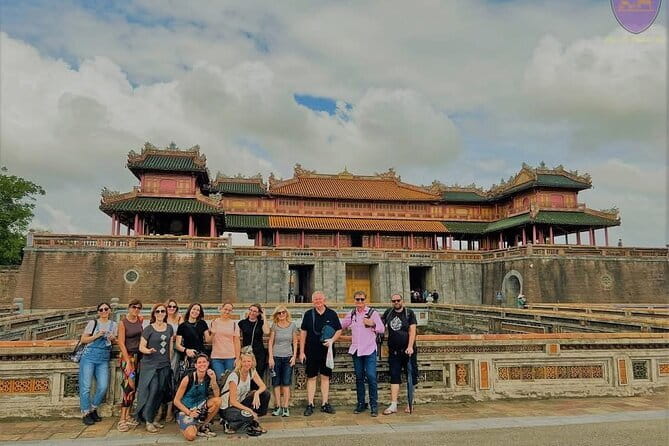 Hoi An Walking Tour, Sampan Boat Trip , Foodie Tour by Night - Who this tour is best for