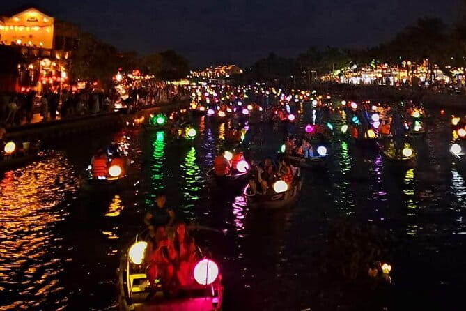 Hoi An Walking Tour, Sampan Boat Trip , Foodie Tour by Night - Old-town stops that make the streets feel purposeful