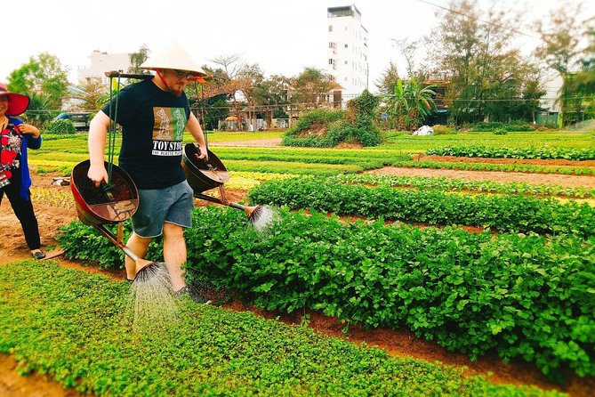 Home Cooking Class: Market, Garden and cooking 4 dishes - Farm work and vegetable garden practice in Da Nang