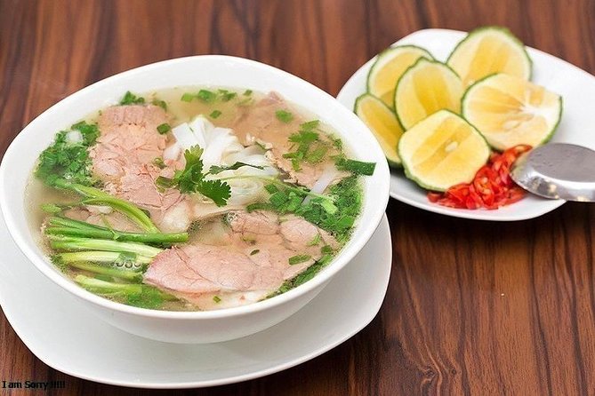 [HOT] Hanoi Old Quarter Walking Street Food - Small Group Tour - Price and value: why $14 can make sense in Hanoi