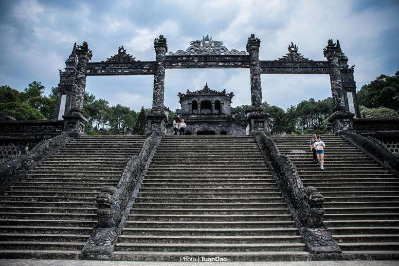 Hue City Full-Day Tour with Dragon Boat Trip & Lunch - From Pickup to Pagoda: Hue starts with the Perfume River