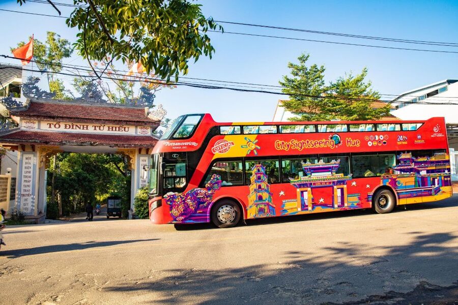 Hue: City Sightseeing Hop-On Hop-Off Bus Tour - Khai Dinh Tomb, Nam Giao Explanade, and the Rest of the Sequence