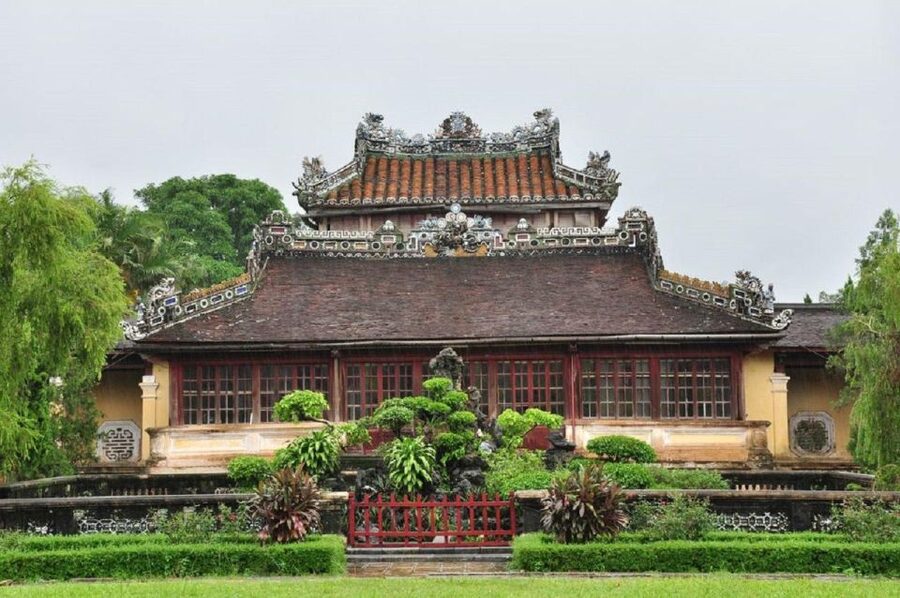 Hue Customizable Tour with Imperial Citadel & Forbidden City - How the timing works and how to stay comfortable