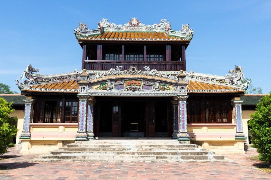 Hue Customizable Tour with Imperial Citadel & Forbidden City - Meeting at the Bronze Cannons, then easing into the complex