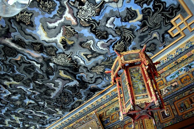 Hue Day Tour, Imperial Citadel, Khai Dinh Tomb & Thien Mu Pagoda - Comfort, vehicle, and group size: what makes the day feel easy
