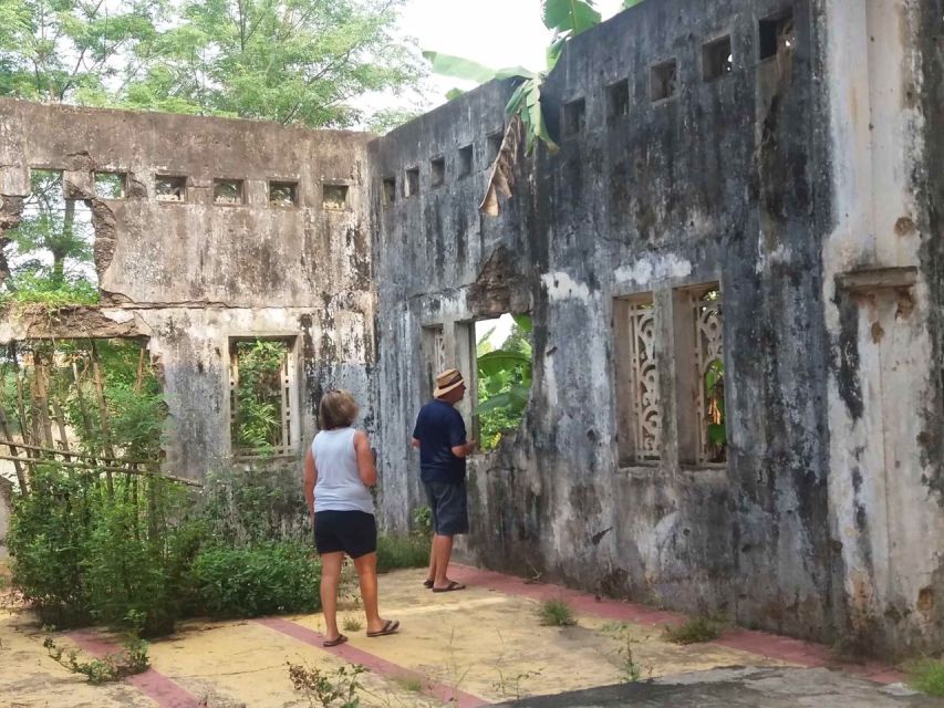 Hue: Full-Day Demilitarized Zone Tour - Lunch, Ethnic Life, and the Dakrong Bridge Moment