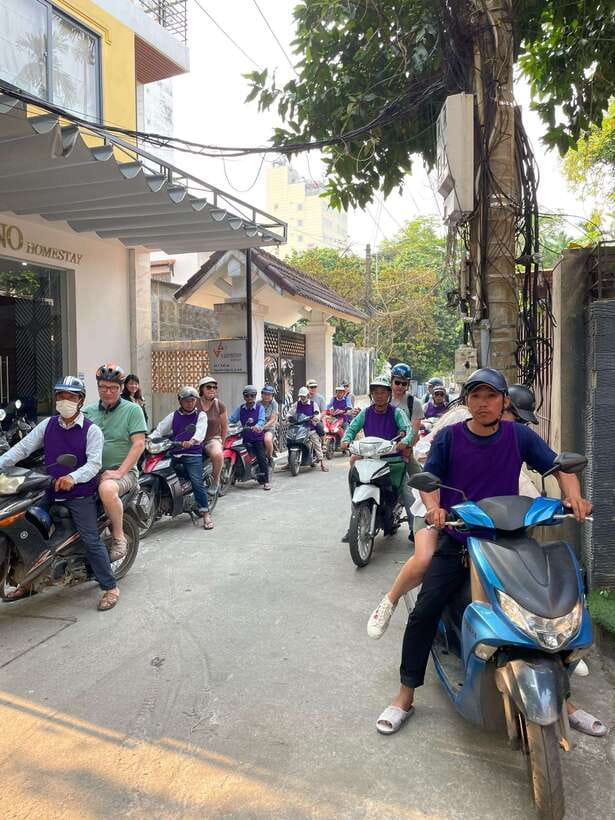 Hue: Guided Local Food Tour with Stories - Your Guide Makes the Difference: Stories, Care, and Better Ordering