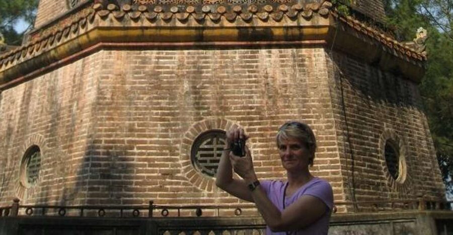 Hue Half-Day Tour with Boat Trip and Sightseeing - Hue Imperial Citadel, UNESCO grounds, and the Nguyen Dynasty