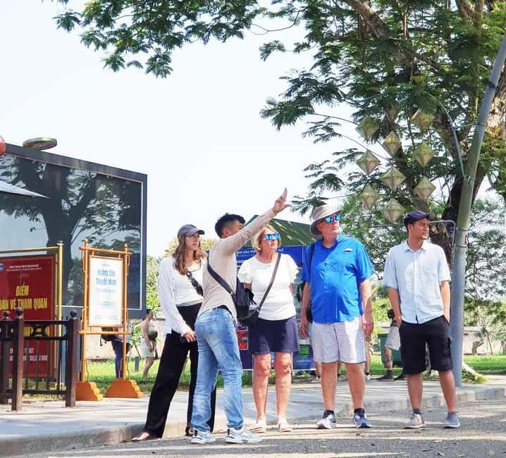 Hue Imperial City and Forbidden City Walking Private Tour - Thai Hòa Palace and the coronation setting you will remember
