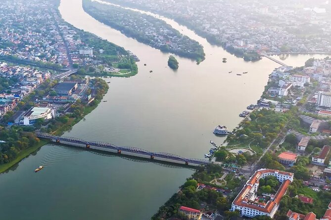 HUE IMPERIAL CITY: Full-Day Guided Tour from Da Nang or Hoi An - Hue Citadel and the UNESCO experience: 13 kings, one city complex