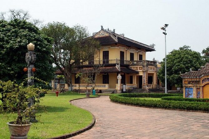 Hue: Imperial City Walk, Motorbike Tour & Private Car Options - What the guides do right, and why the names keep coming up