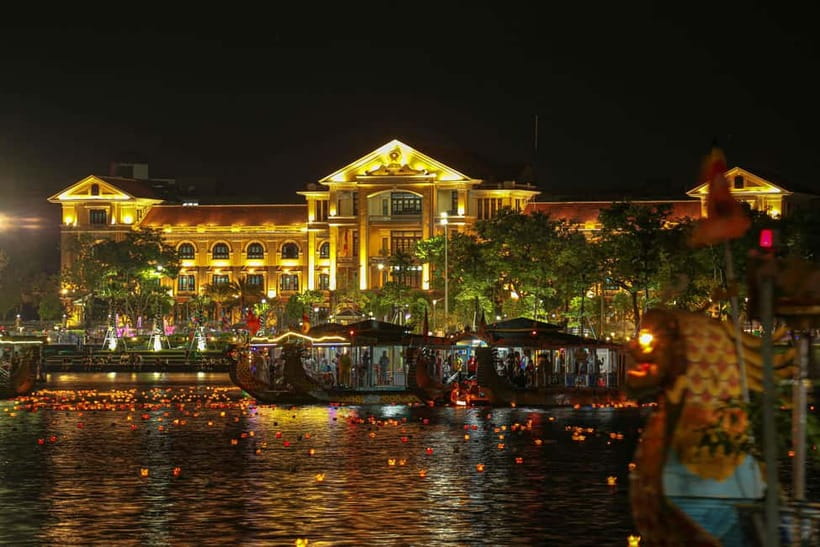 Hue: Perfume River Dinner Cruise with Traditional Show - Key highlights at a glance