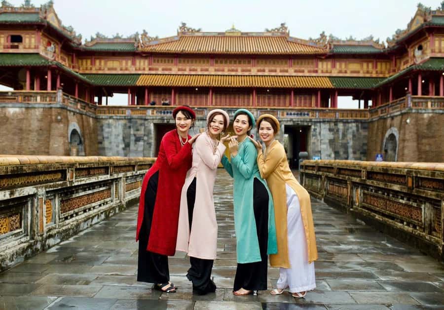 Hue: Private Tour – Customize Your Own Itinerary - Entering the Hue Imperial City without the headache