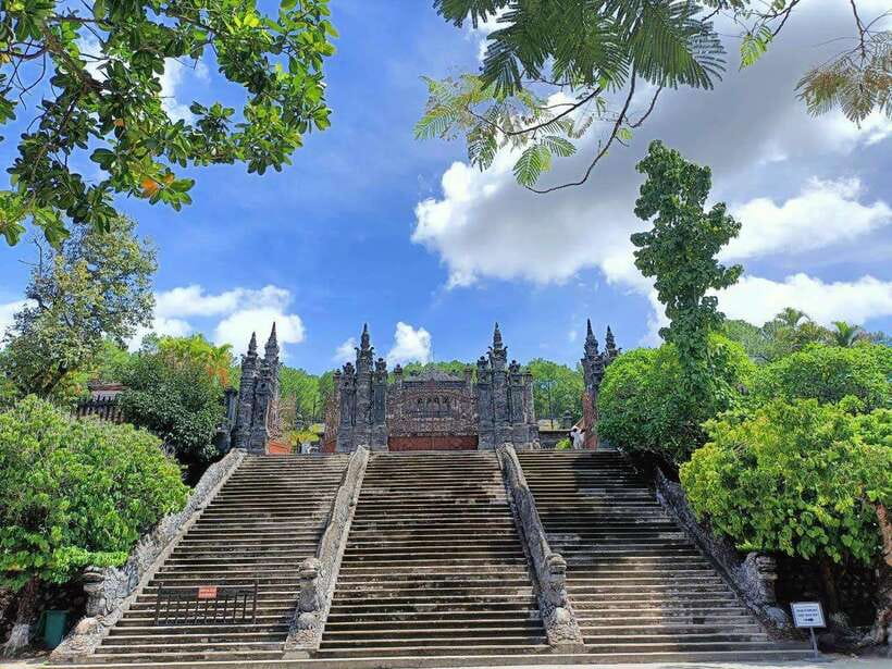 Hue: Royal Tombs Private Tour with 3 Best Tombs & Pagoda - Minh Mang Tomb on Cam Khe Mountain: symmetry meets nature