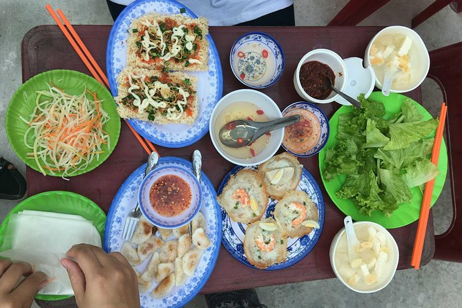 Hue Street Food Tour At Night By Scooter - Vegetarian options and dietary needs, handled upfront